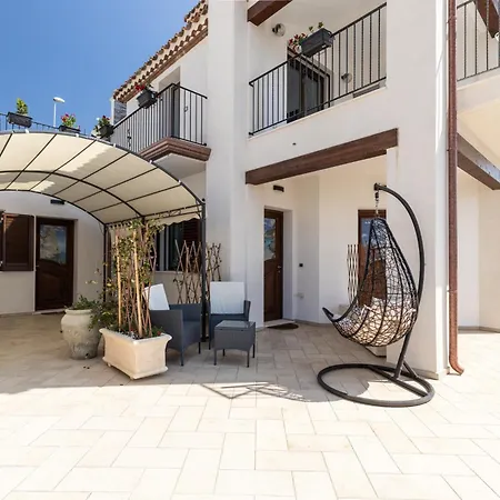 Vendégház Apposentos In Via Baus 3*