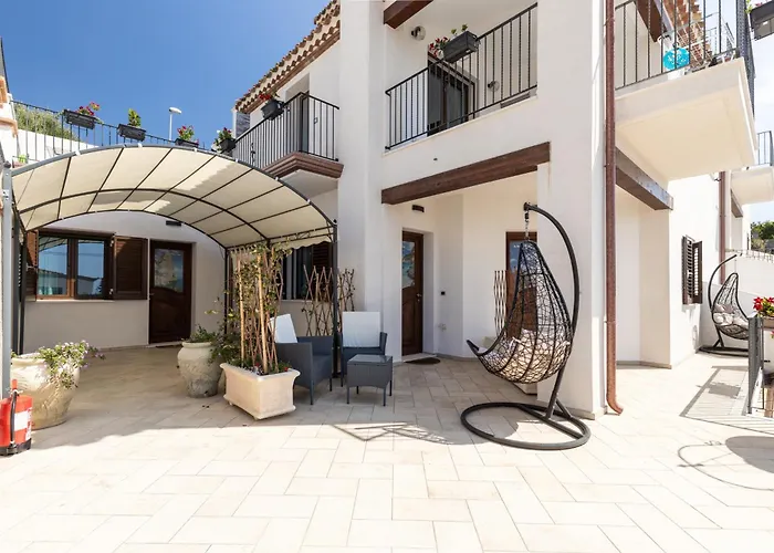 Гостевой дом Apposentos In Via Baus 3*